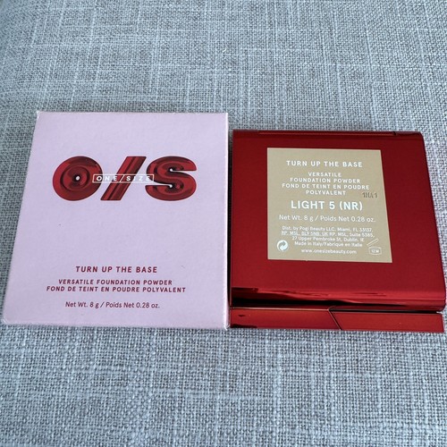 Base en polvo Turn Up The Base talla única ligera 5 tonos rosados neutros - Imagen 4 de 4