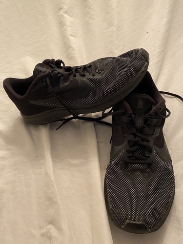nike downshifter triple black