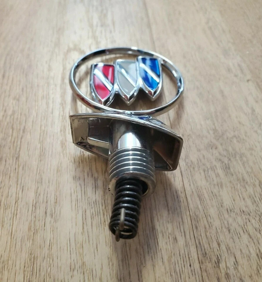 NEW NOS OEM Genuine NOS GM Buick Hood Ornament Emblem - Image 3 of 4