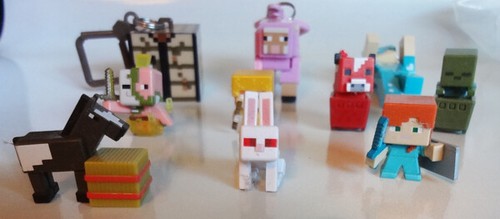 Lot of Minecraft Figures Keychains Killer Rabbit Shroom Cow Pigman Alex ...