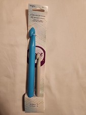 Boye Jumbo Crochet Hook Set sizes P 10.00/ Q 15.75 Set of 2