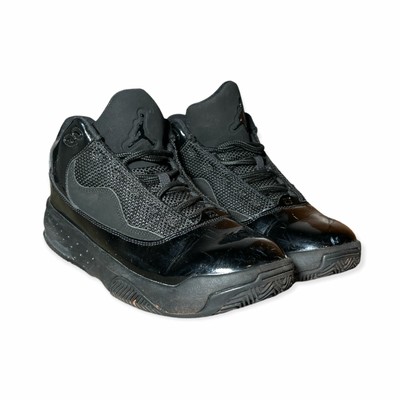 black jordan aura 2