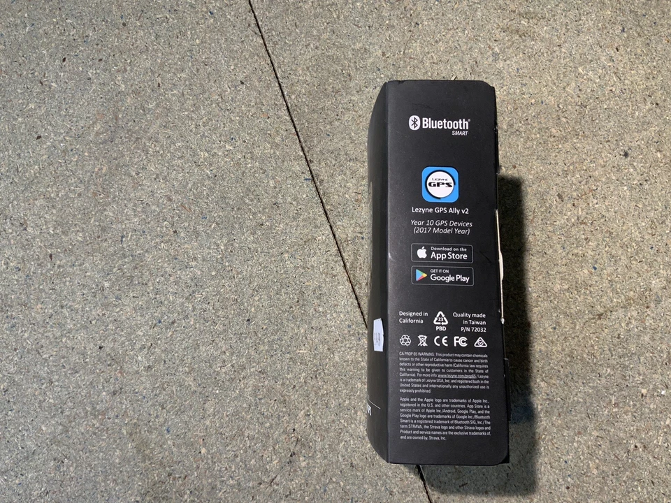 Lezyne Cycling Mini GPS Computer Black - Image 4 of 4