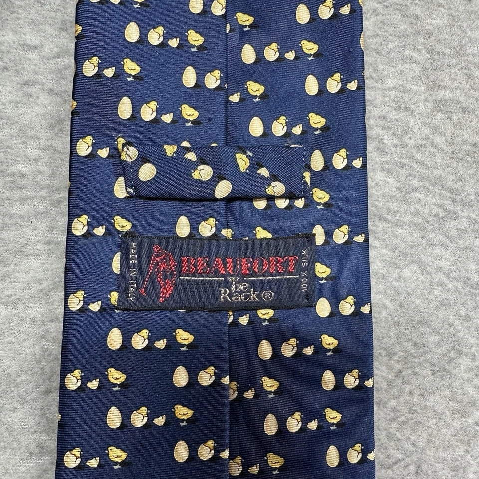 Corbata Beaufort cuello seda azul marino pollitos huevos Pascua primavera Italia Foto 3 de 4