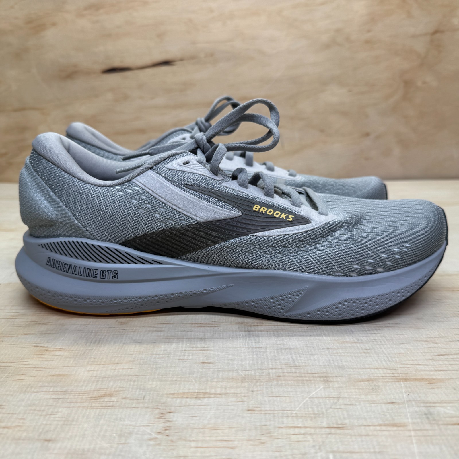 NEW Brooks Adrenaline GTS 24 Alloy Gold Fusion 1104371D084 Mens Sz 10.5 thumbnail 6