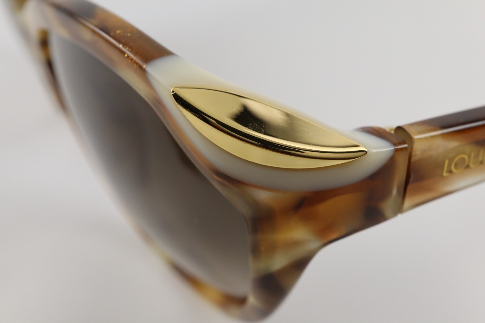 LOUIS VUITTON Z0747E Cat Eye Sunglasses Tortoise Made in Italy with Case thumbnail 11