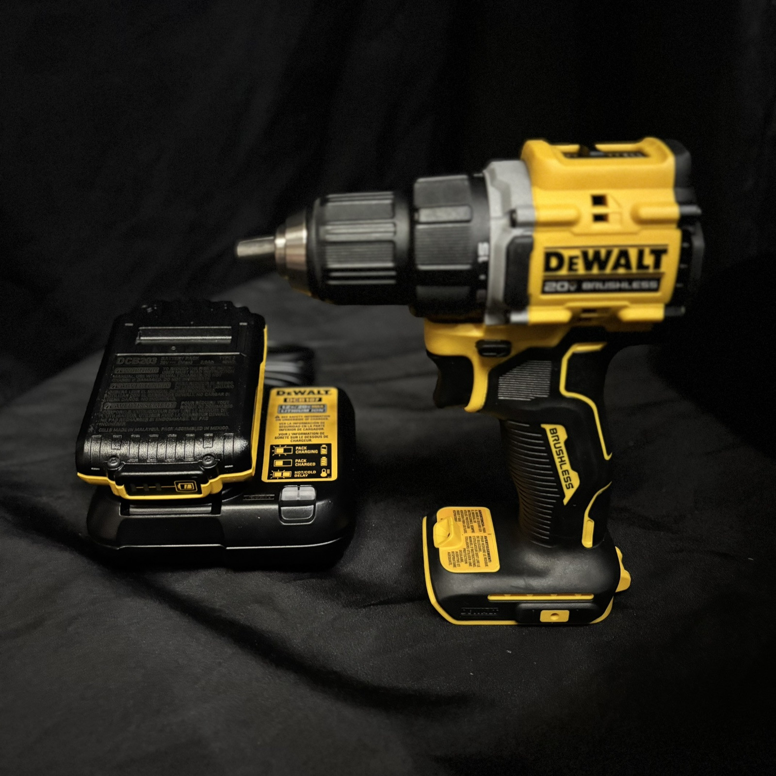 DEWALT DCD794 ATOMIC 20V MAX Brushless 1/2 Inch Cordless Drill Driver