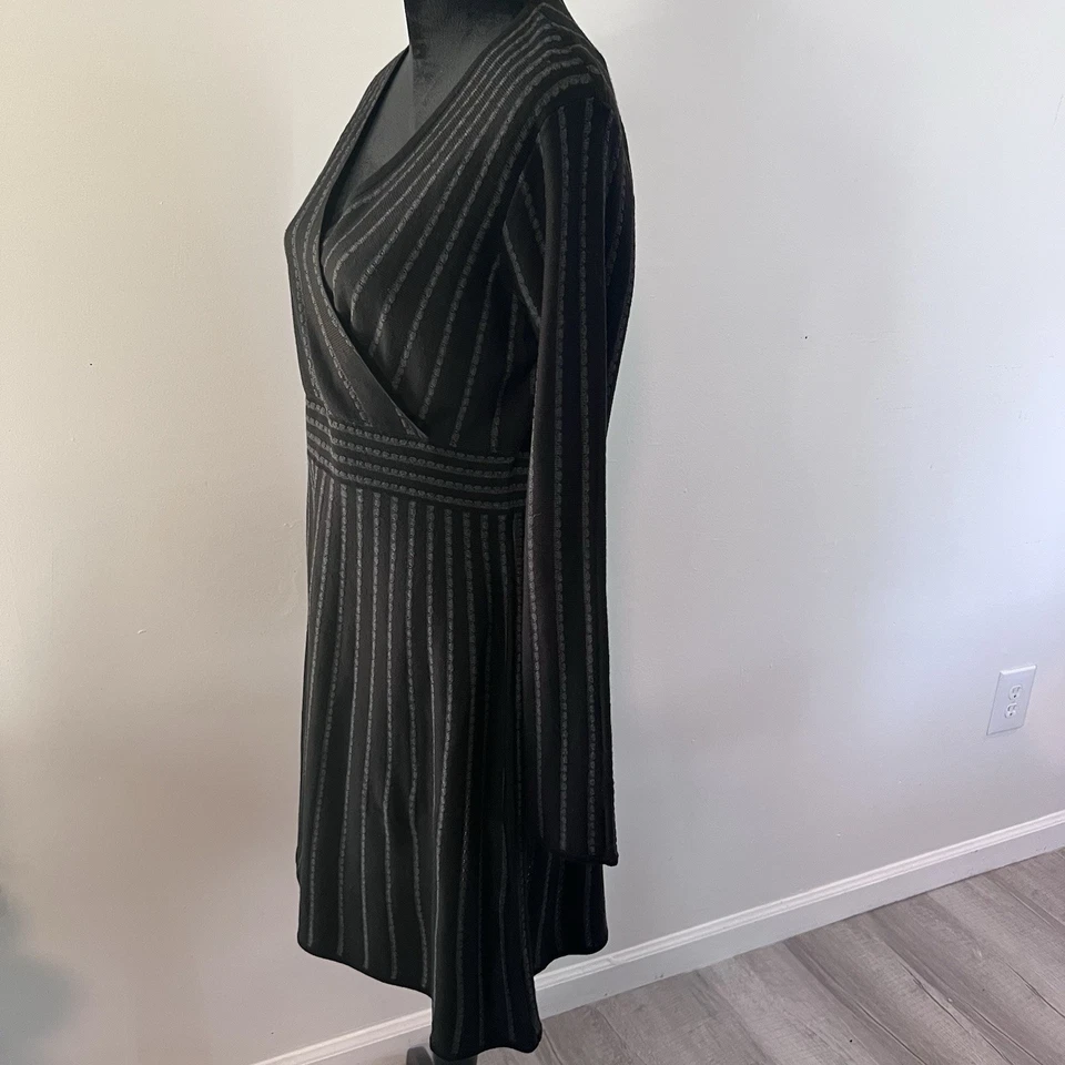 Vestido Dana Bachman Manga Larga Cuello en V Negro y Gris Rayas Mujer’s Grande Foto 4 de 4