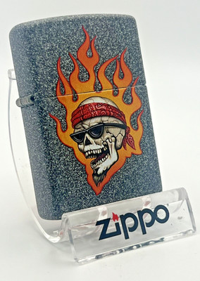 Original Brandneu 26 Zippo Feuerzeug Rick Rietveld FLAMING SKULL Iron Stone Finish