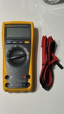 Fluke 175 Handheld Digital Multimeter with True RMS