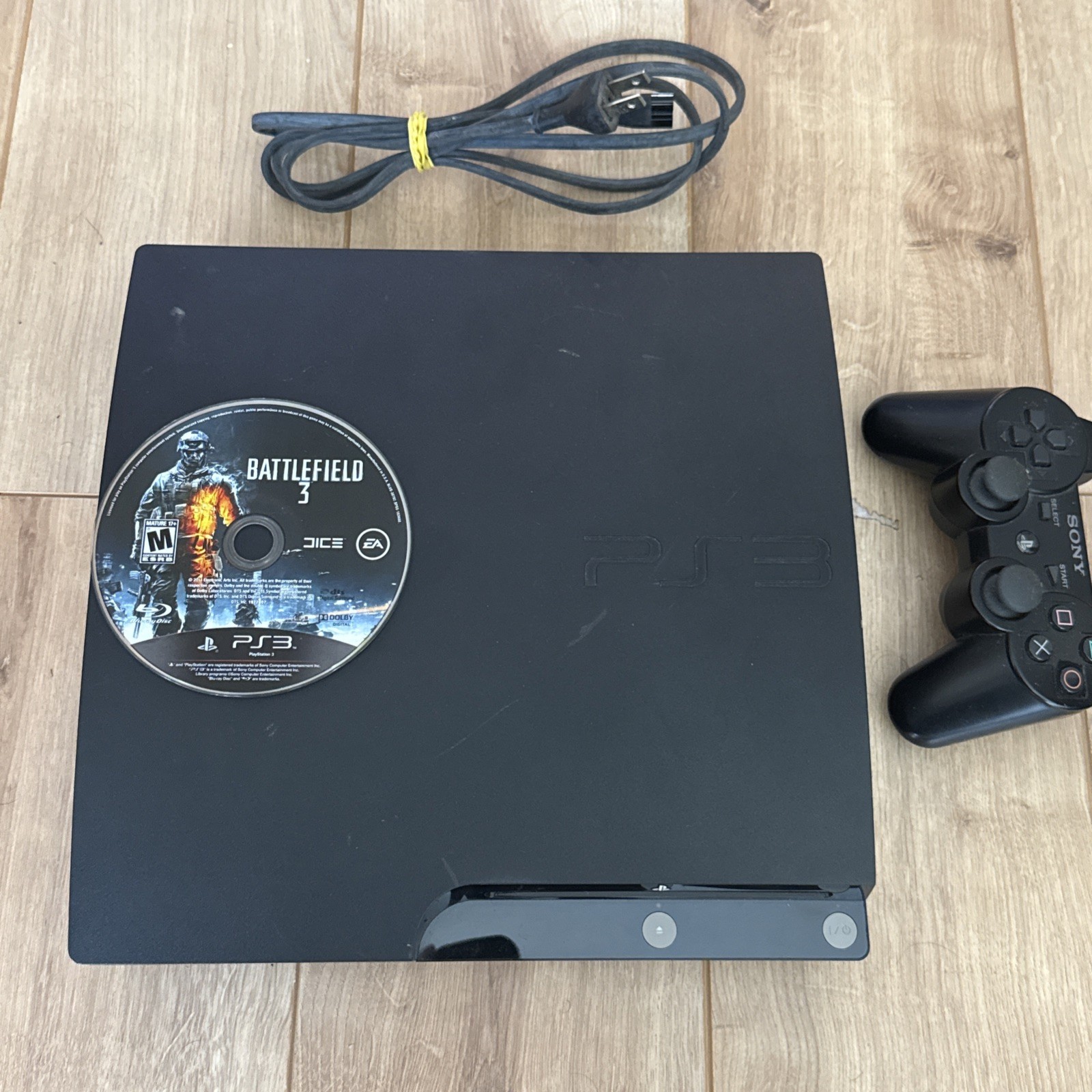 Sony PlayStation3 Bundle PS3 Slim CECH-2101A Blk Console, Power Cord, Controller