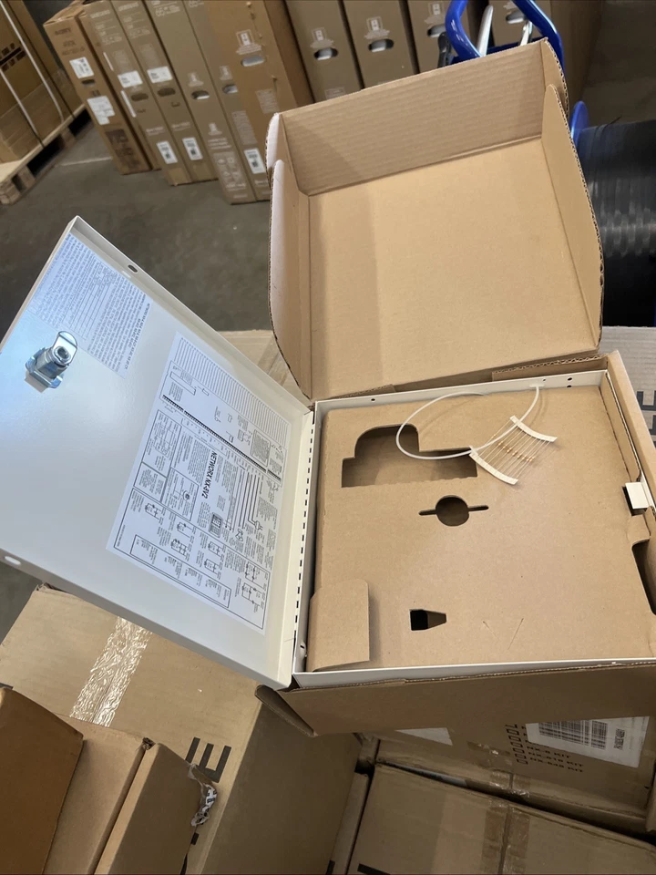 interlogix NX-8 Control Kit | LED Keypad NOT INCLUDED - Image 2 of 4