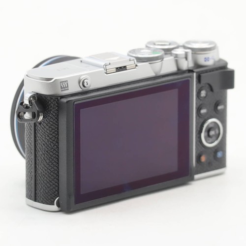 OM SYSTEM/Olympus PEN E-P7 EZ Double Zoom Kit Silver - Picture 6 of 10