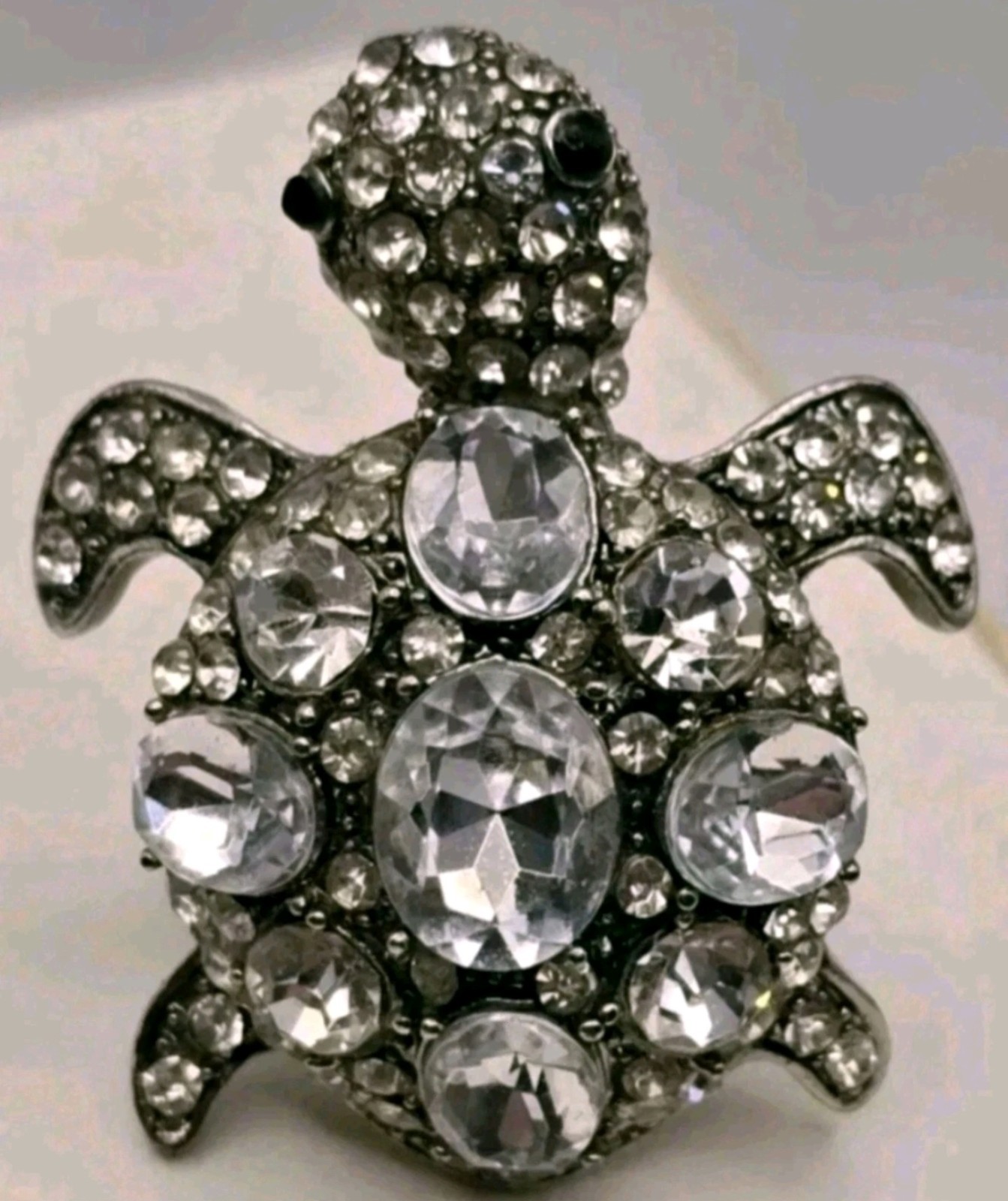 Rhinestone Statement Turtle Ring Size 6 - image 1