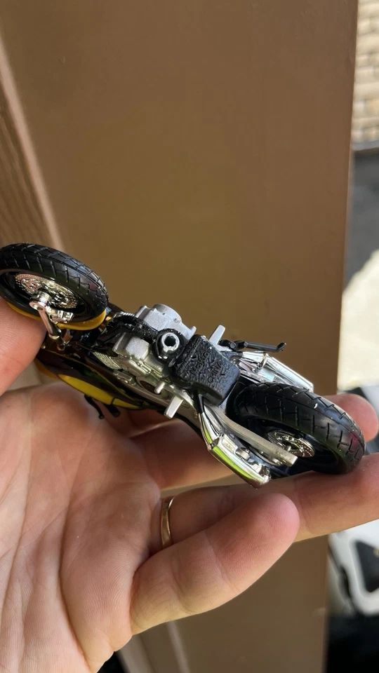 🏍️ Maisto Yamaha TDM 850 Motocicleta Modelo Diecast 1:18 Bicicleta - Amarillo/Negro Foto 4 de 4