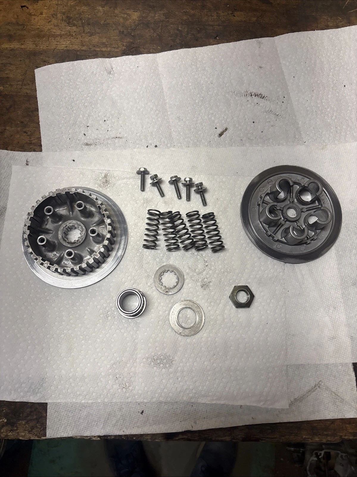 2007 06-08 KAWASAKI KX250F OEM CLUTCH HUB PRESSURE PLATE SPRINGS 13095-0049