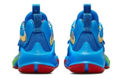 シューズ(男性用) UNO x Nike Zoom Freak 3 \
