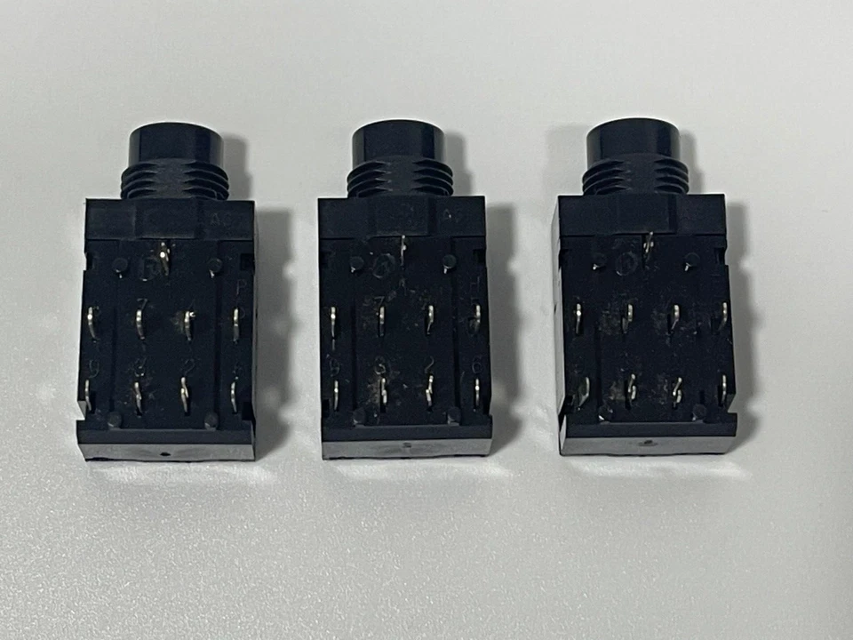 Sequential Circuits SCI Multi-Trak polyphonic synthesizer set of 3 jacks - Image 3 of 4