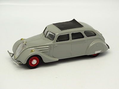 Dubray SB 1/43 Peugeot 402 1935 Miniaturauto Grau