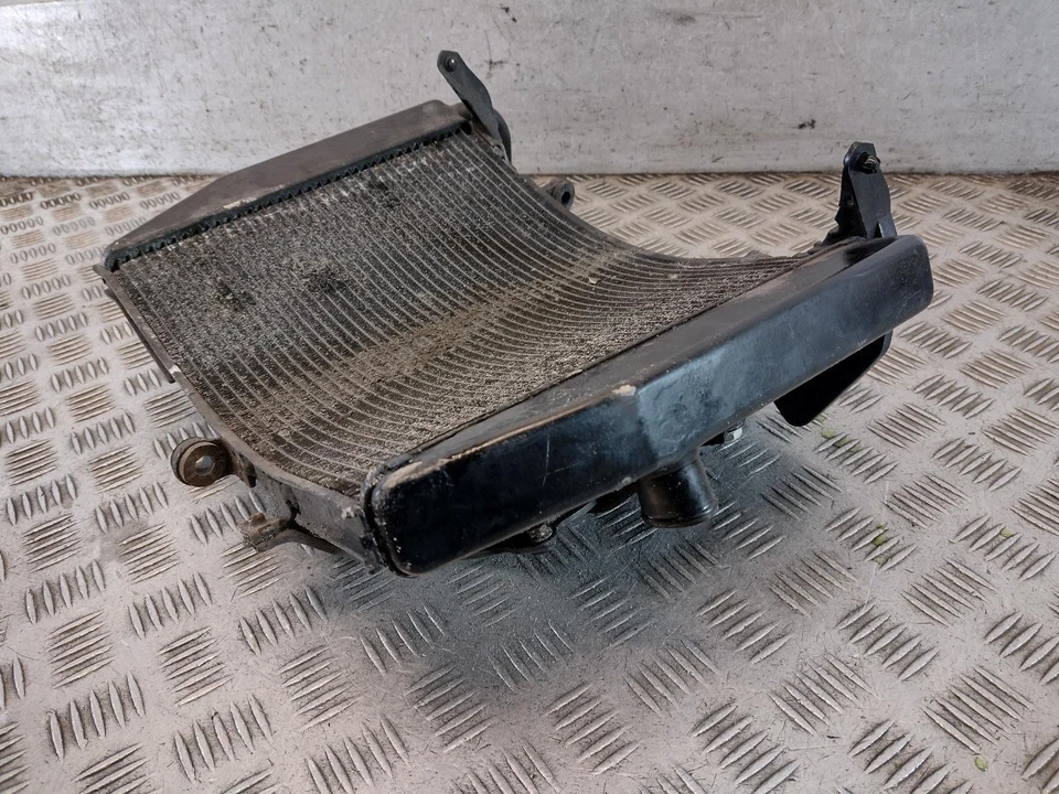 Radiador Honda CBR600RR 2013 Foto 4 de 4