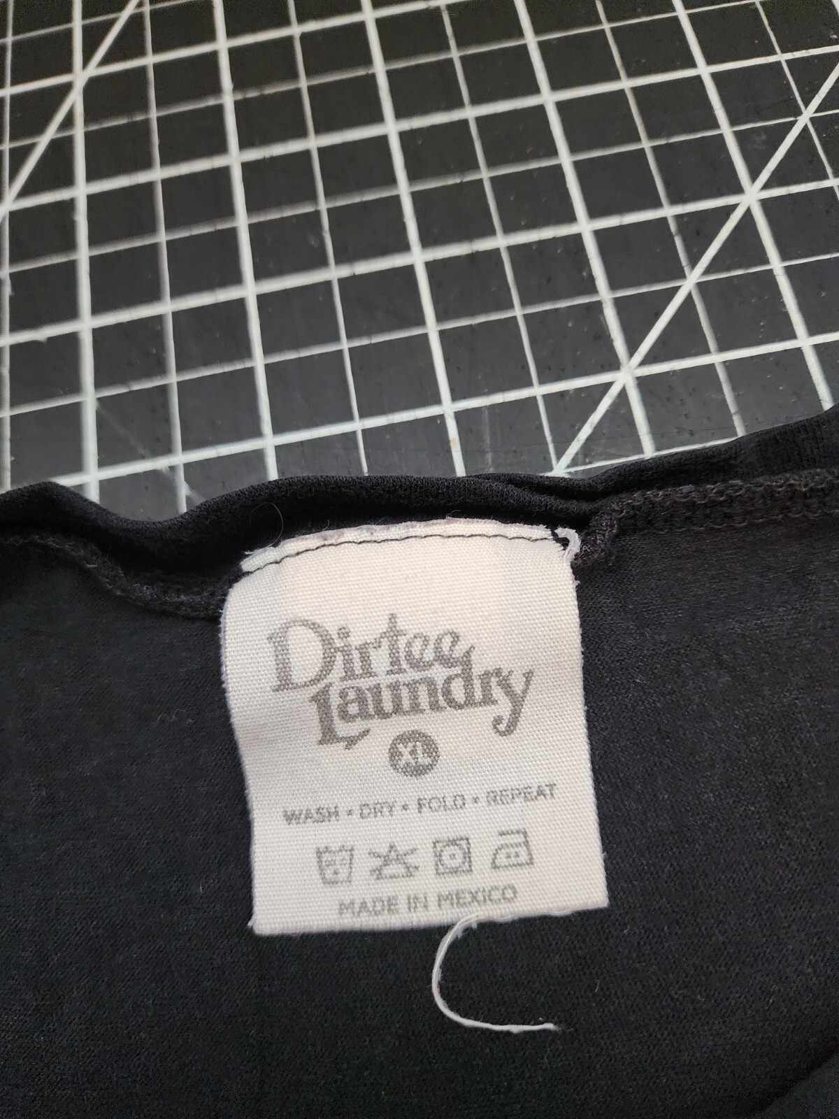 Dirtee Laundry Shirt Womens XL Black Sunflowers Graphic Tee DISTRESSED HOLES