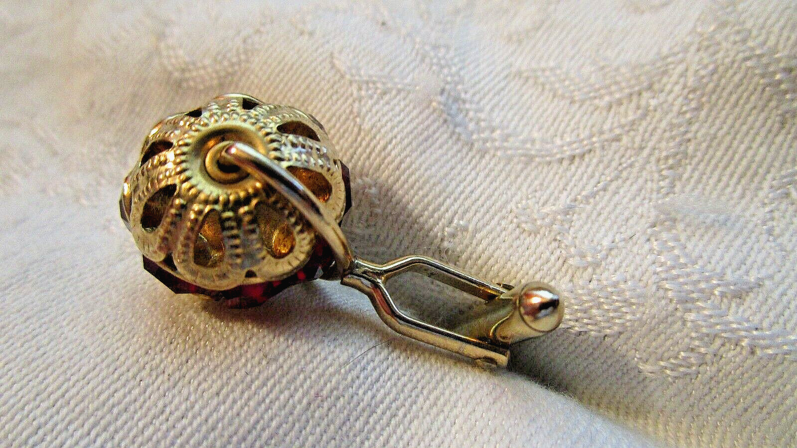 FAB VINTAGE =SINGLE= CUFFLINK Ruby Red RHINESTONE… - image 4