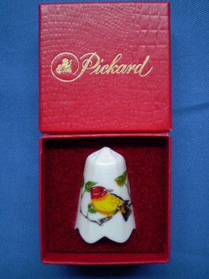 Pickard exotische Vögel Fingerhut in Box