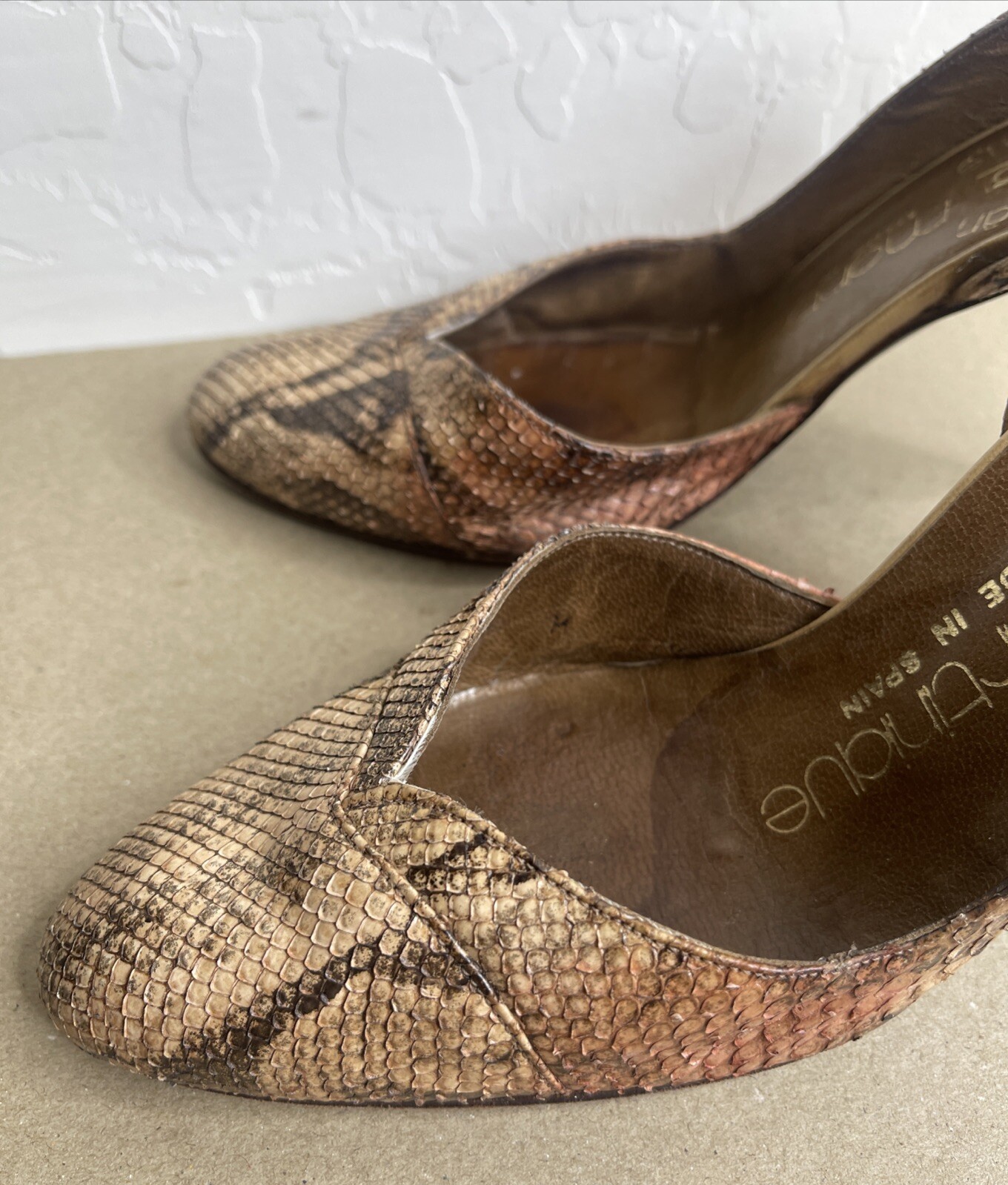 Stuart Weitzman Vintage Python Sling Backs Size  … - image 4