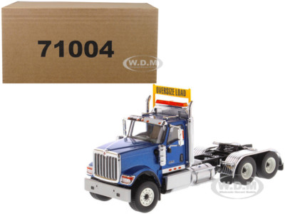 INTERNATIONAL HX520 DAY CAB TANDEM TRAKTOR BLAU 1/50 VON DIECAST MASTERS 71004