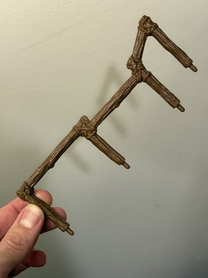 Vintage Kenner 1983 Star Wars Ewok Village Four Post Fence Part