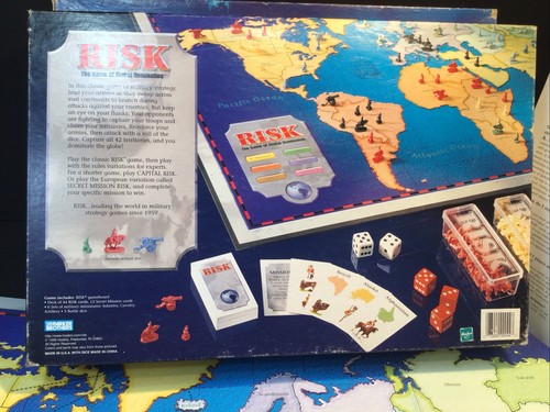 VINTAGE Risk Board Game COMPLETE 1998 Classic War Strategy Miniatures Figures - Picture 3 of 8