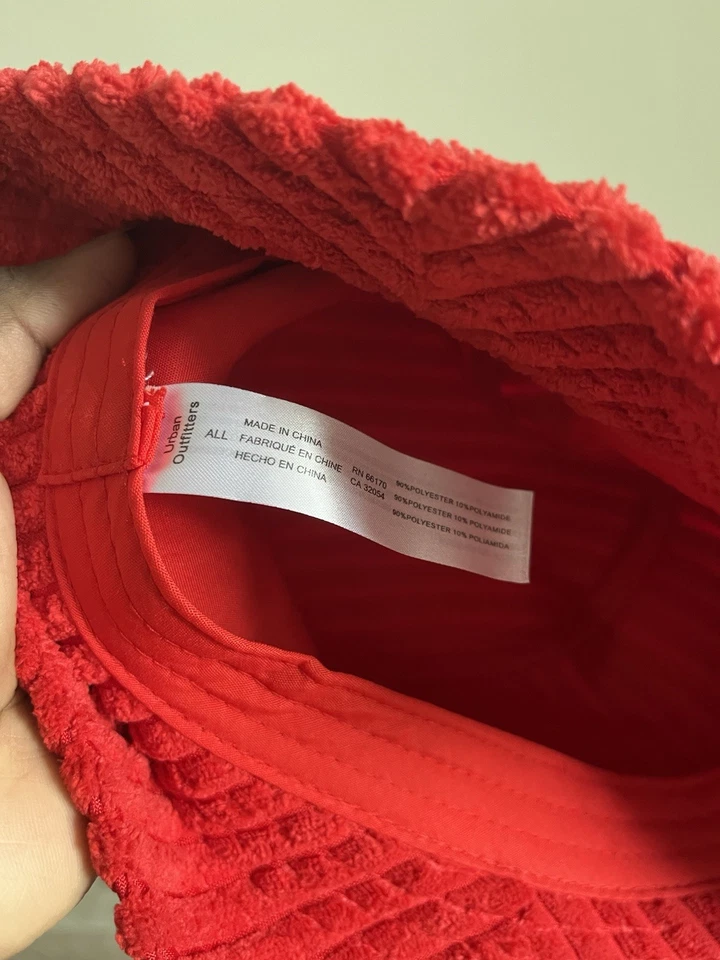 Sombrero de cubo Foto 2 de 3