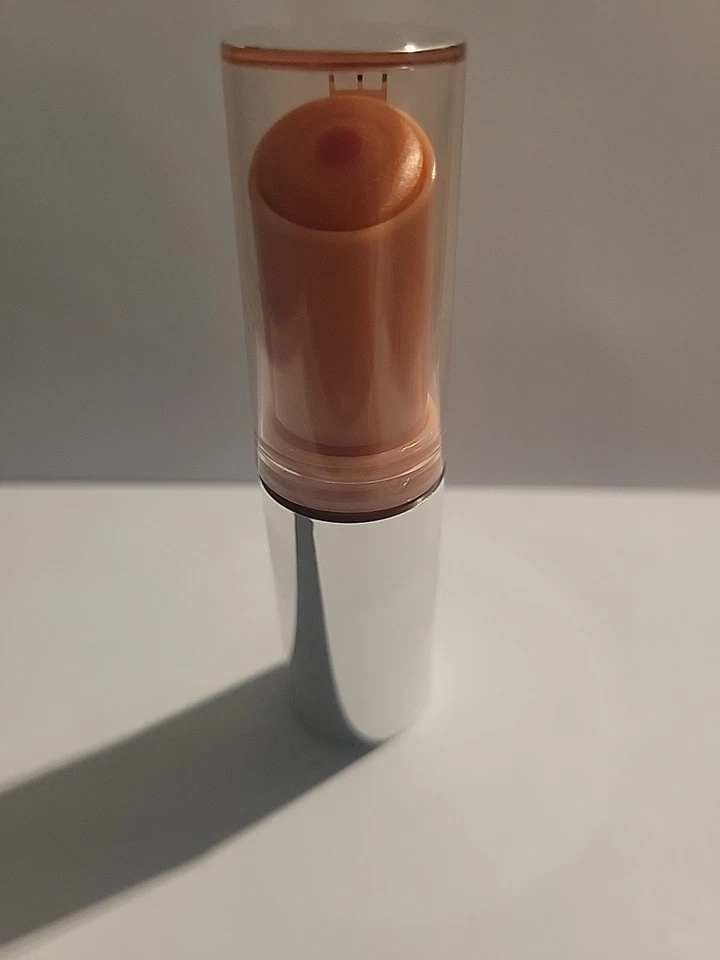 Clinique Moisture Surge Pop Triple Bálsamo Labial Tono 06 Pomelo Tamaño Completo Foto 2 de 4