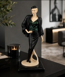 【中古】イタリア製 V.Tessaro 女性像 フィギュリン酸 高さ33cm Vittorio Tessaro | eBay