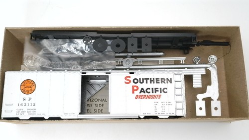 Roundhouse escala HO Southern Pacific Overnight 40 pies caja coche kit SP 163112 | Condition: Used