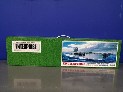 ARII Plastikmodell 1400 US Navy Atomflugzeugträger Enterprise gebraucht