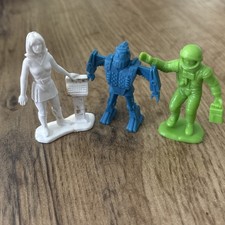 Vintage 1970's Tim Mee Space Galaxy Laser Team plastic action figure Lot Of 3