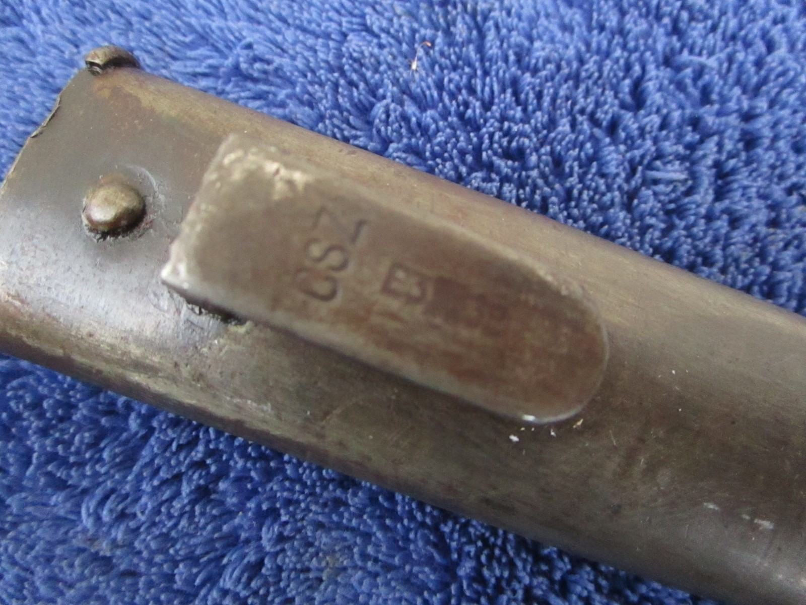 ORIGINAL VINTAGE VZ-24 CZECHOSLOVAKIA MAUZER BAYONET AND SCABBARD "D" ARTILLERY