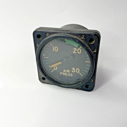 Vtg Aircraft Air Pressure Gauge Part# AWI826AWOI