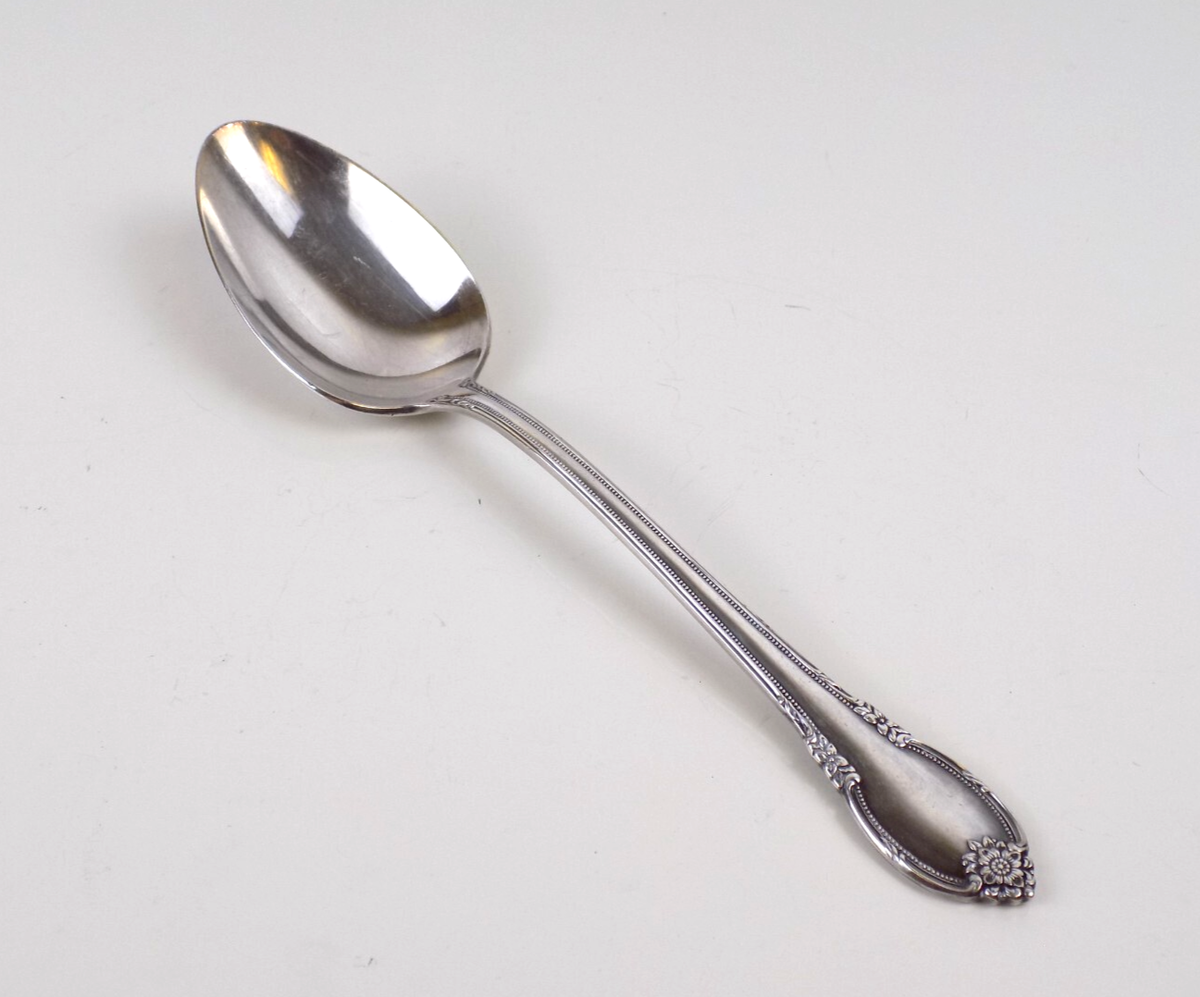 1847 Rogers Bros Remembrance Serving Spoon One (1) International