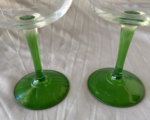 2 Tanqueray Gin Green Long Stem Copa Glass. - Picture 5 of 13