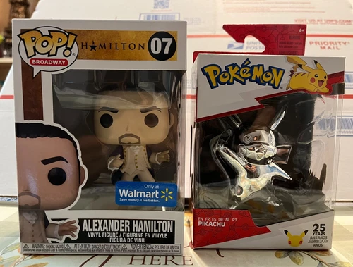 Alexander Hamilton Funko 07 Walmart Exclusive & Pikachu Silver 25th Anniversary