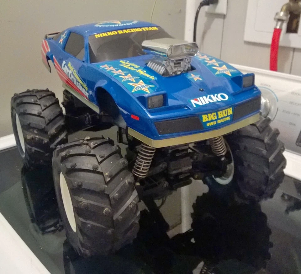 Nikko Firebird Trans Am RC coche funciona trituradora de coche iluminada gran funcionamiento fuera de carretera control remoto Foto 2 de 4