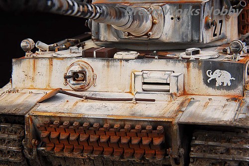 Ganador del Premio Construido Tamiya 1/35 Alemán Sd.Kfz.181 Tigre Temprano Invierno Nieve + PE - Imagen 7 de 21