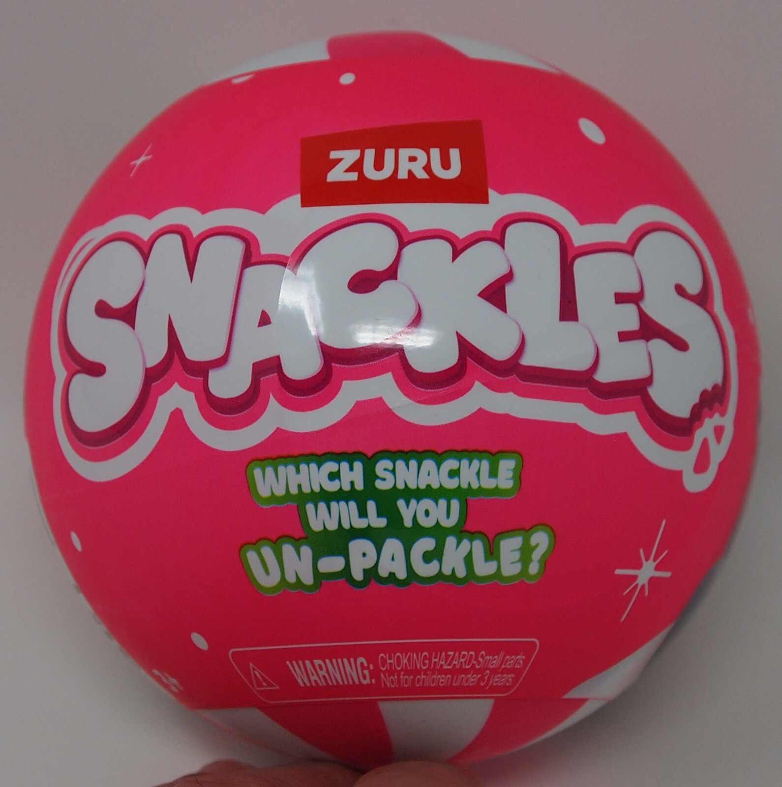 BRAND NEW Zuru SNACKLES Christmas Rudi Reindeer 5" Stuffed Plush Reese's