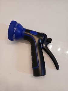 BLUE BLACK GARDEN HOSE NOZZLE MULTI-FUNCTION