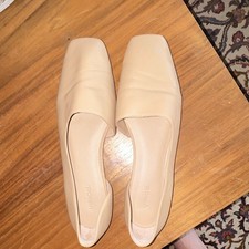 Vince Women s Beige Leather Slip-On Flat Squa...