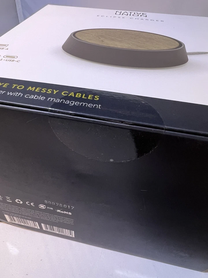 Native Union Eclipse 3 Port USB Charger Touch Sensor  - Wood / Black. Sealed - Image 4 of 4
