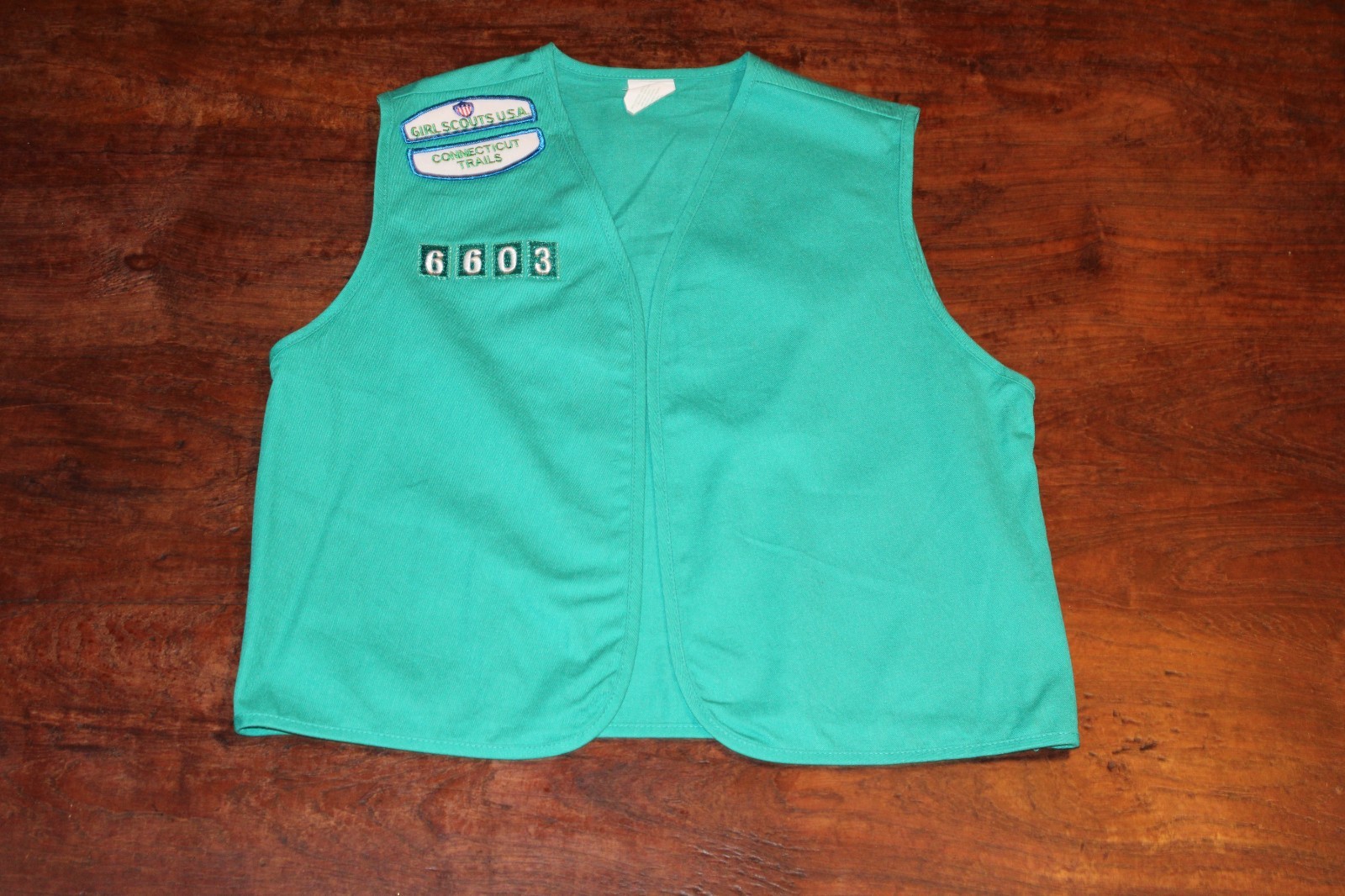 Girl Scouts Of America USA Uniform Vest Green Large Sewn Patches