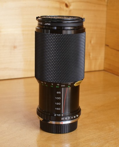 Soligor MC 70-210mm F4.5 Constant aperture Zoom Lens Olympus OM Mount Exclnt - Picture 5 of 7